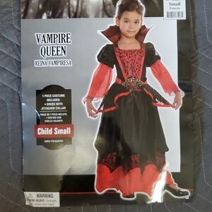 New Girls Vampire Queen Halloween Costume Dress, Size Child Small 4-6